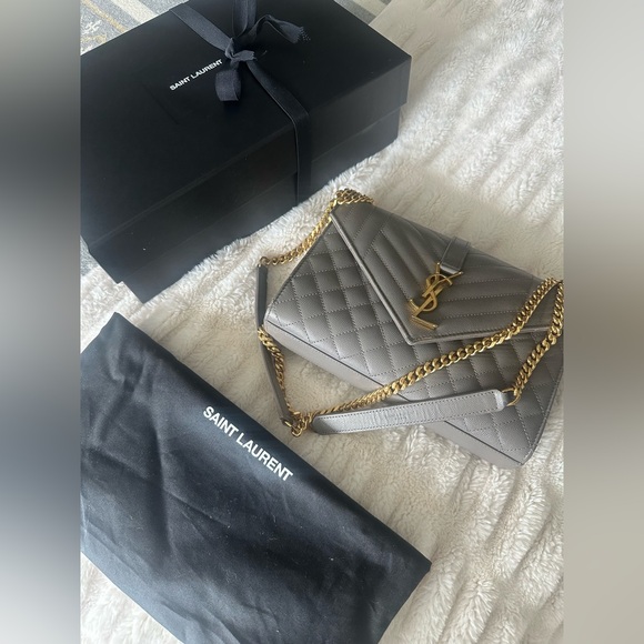 Yves Saint Laurent Gray Quilted Leather Chain Bag - Picture 4 of 16